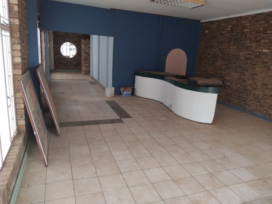 Commercial Property for Sale in La Hoff North West